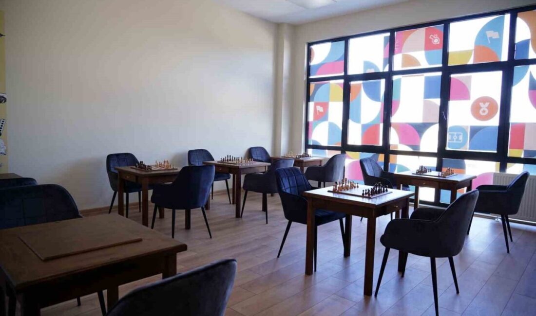 Esenler’de bulunan amatör futbol kulüplerini tek bir çatı altında toplayarak