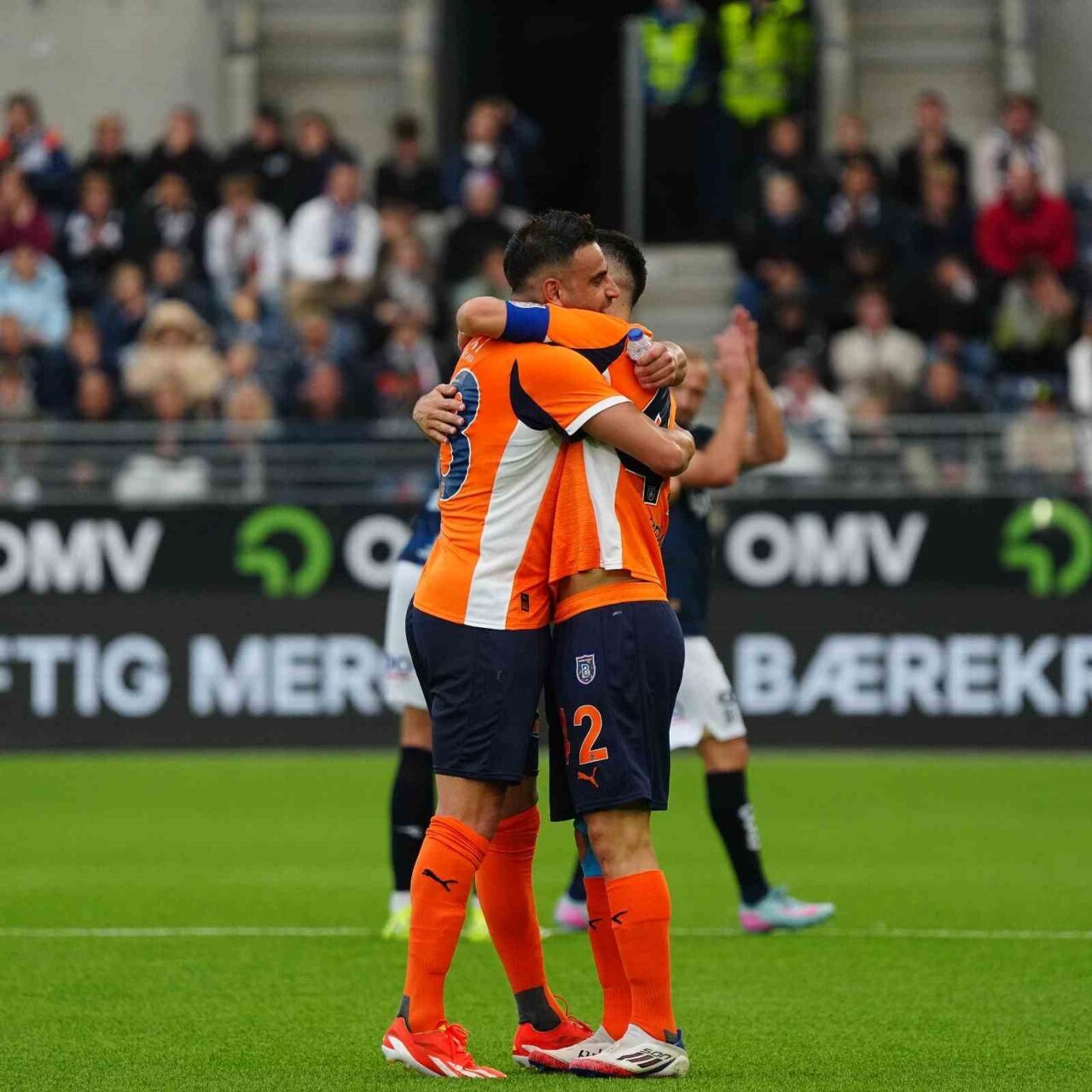 Başakşehir, UEFA Konferans Ligi 3. eleme turu ilk maçında deplasmanda