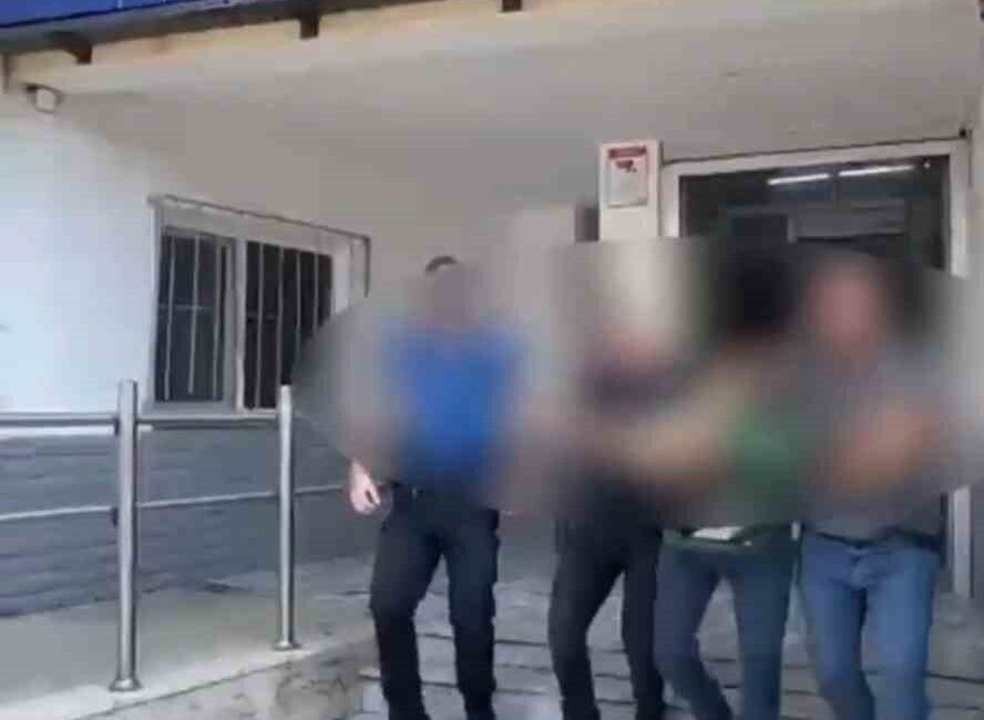 Tekirdağ’ın Hayrabolu ilçesinde UFO benzeri platformdan verdiği konserden sonra iniş