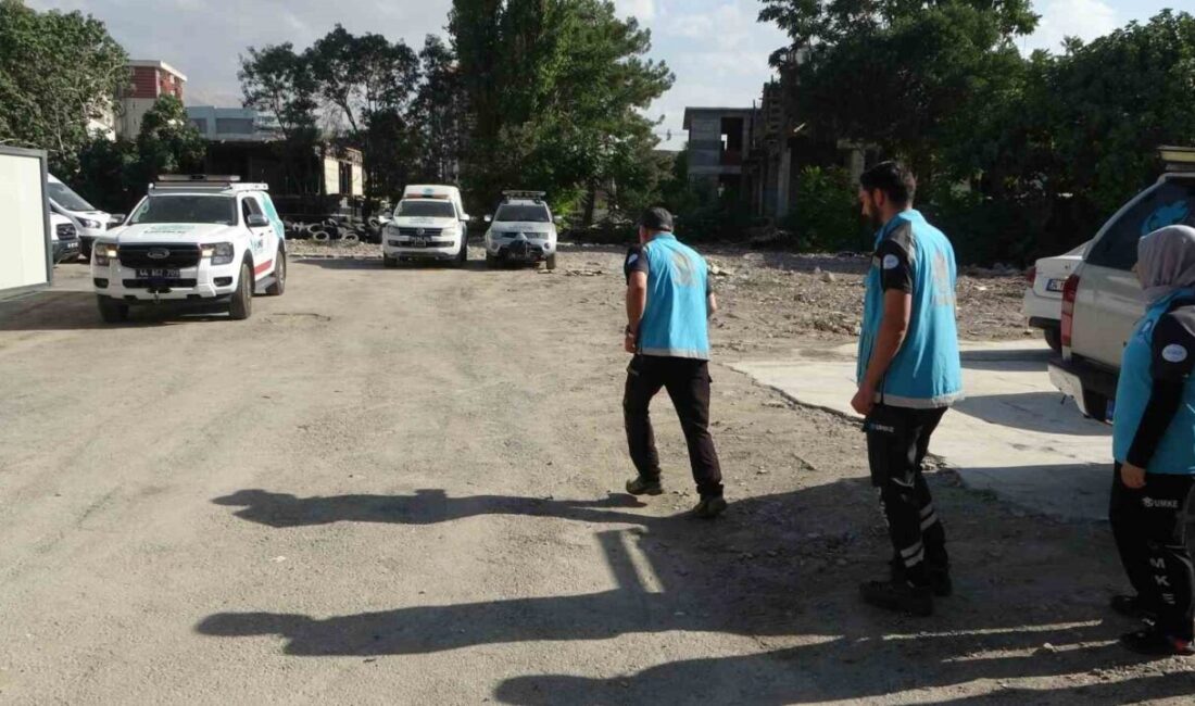 Malatya İl Sağlık Müdürlüğü’ne bağlı Ulusal Medikal Kurtarma Ekibi (UMKE),