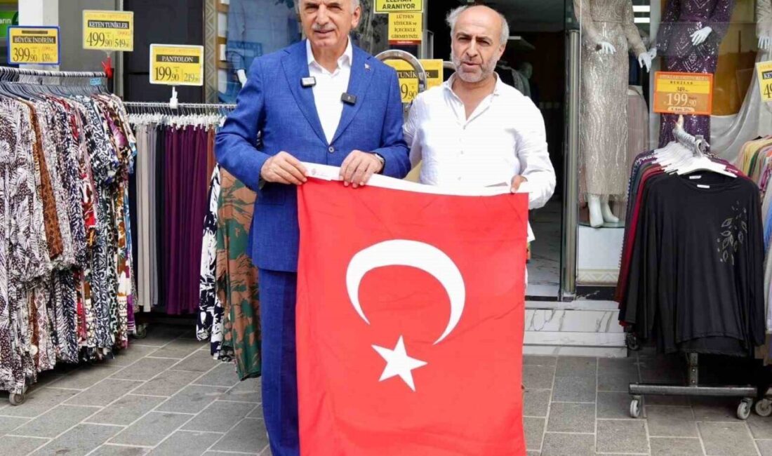 Cumhurbaşkanı Recep Tayyip Erdoğan’ın ’Terörsüz Türkiye’ vizyonu doğrultusunda yaptığı bayrak
