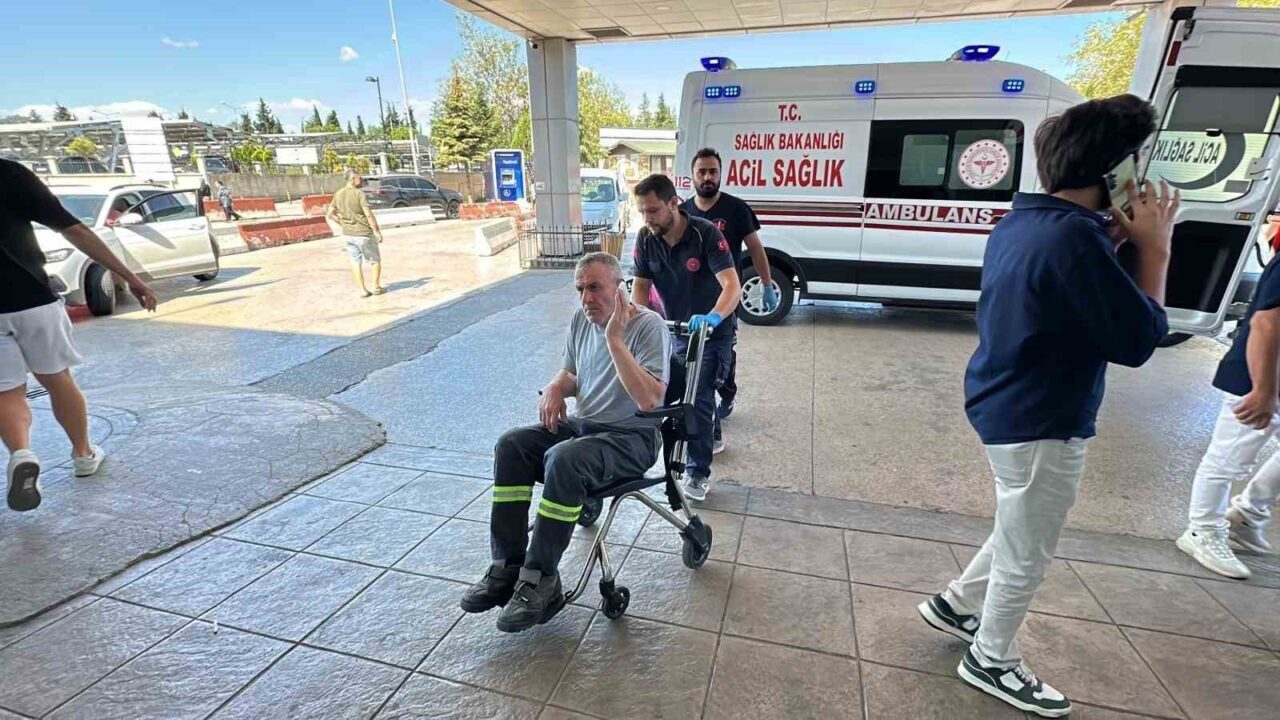 Samsun’un Tekkeköy ilçesinde çalıştığı un fabrikasında makineye parmaklarını kaptıran işçi