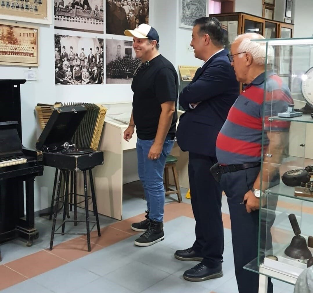 Balıkesir Lisesi, bugün önemli bir ziyarete ev sahipliği yaptı. Ünlü