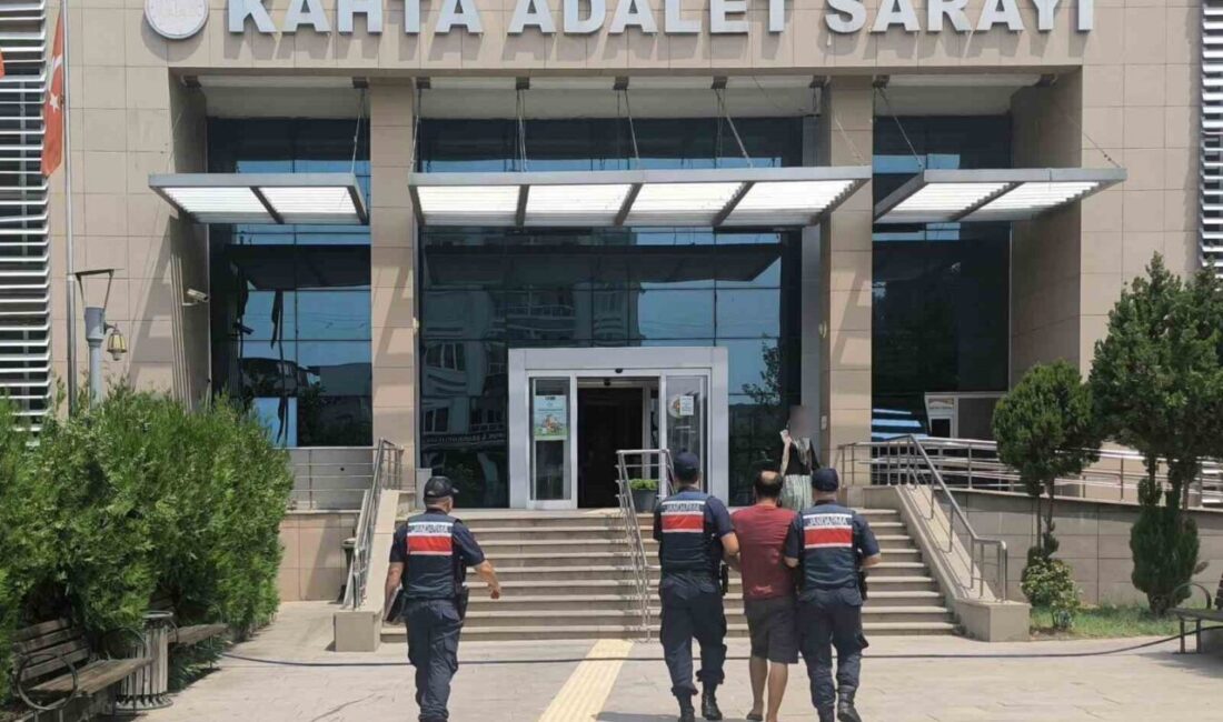 Adıyaman İl Jandarma Komutanlığı ekiplerince yapılan uyuşturucu operasyonunda 21 kilo