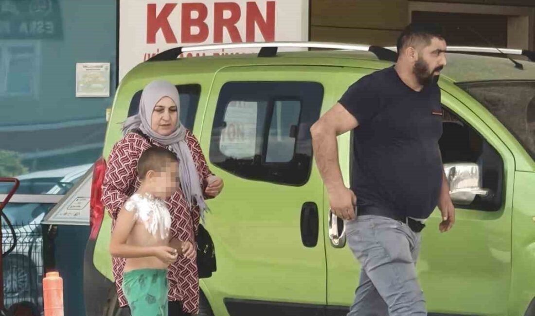 Bursa’nın İnegöl ilçesinde meydana gelen olayda parfümü üzerine sıkıp çakmakla