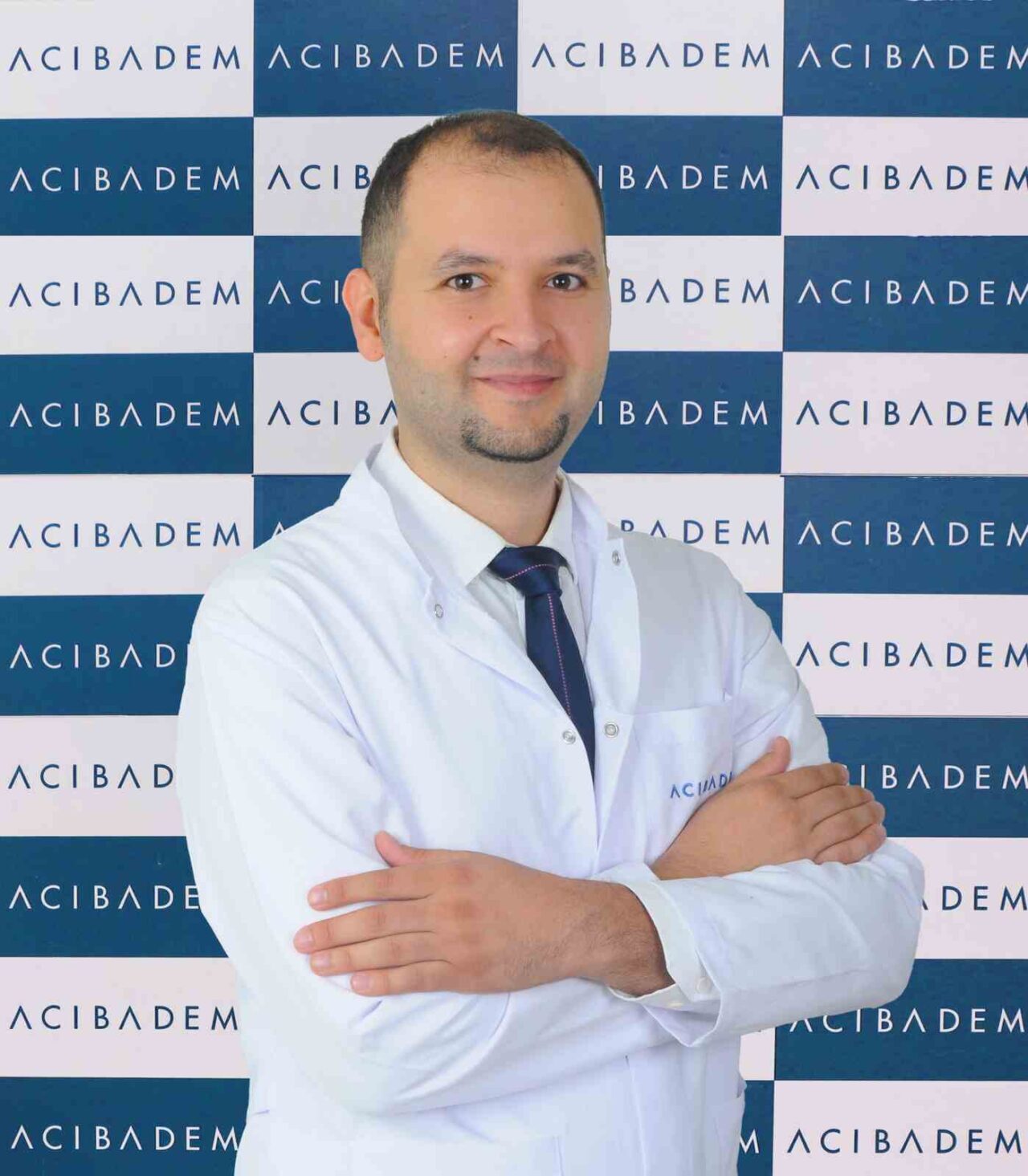 Okullar açılmadan önce çocuklara sağlık kontrolü yaptırılması gerektiğine dikkat çeken