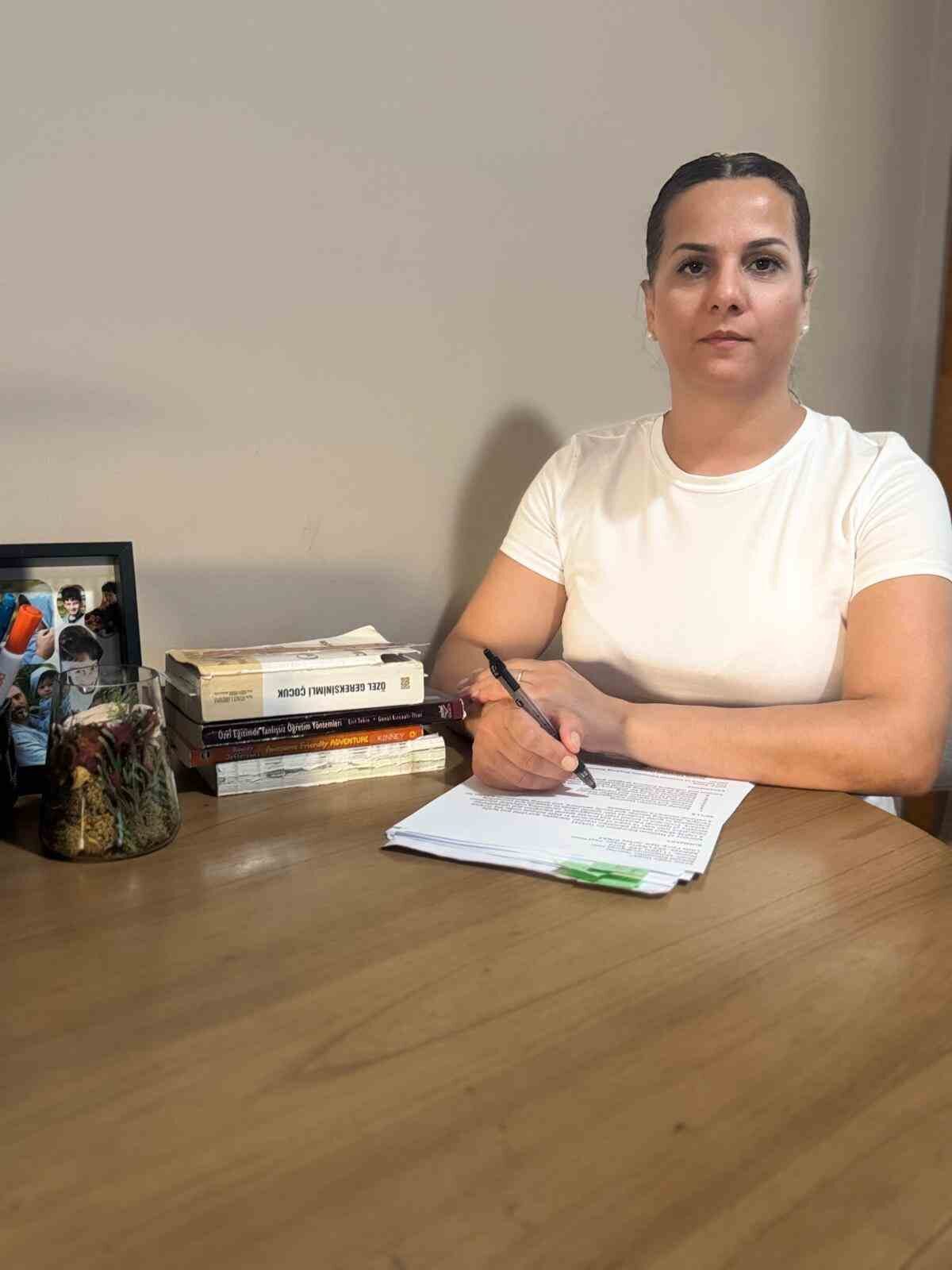 Teknolojinin hayatın merkezine yerleşmesiyle birlikte çocukların ekran başında geçirdiği süre