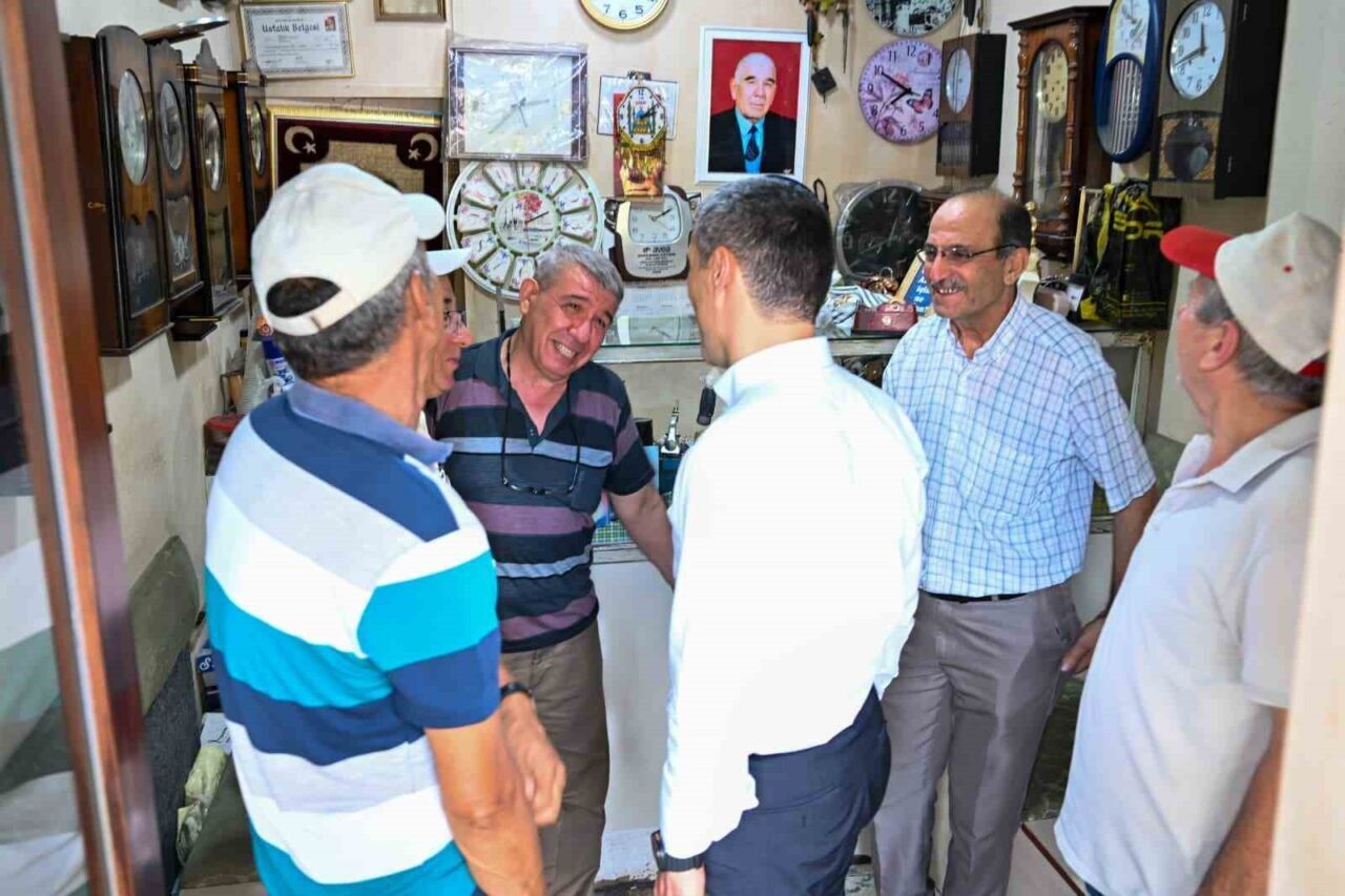 Uşak Valisi Naci Aktaş, Özdemir Mahallesi Mimar Sinan Caddesi’nde faaliyet