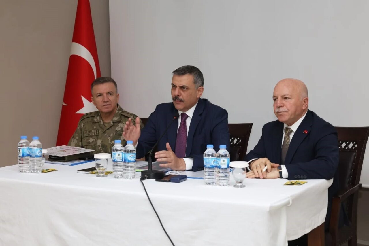 “Orman Yangınları ve Genel Tedbirler Toplantısı” Vali Mustafa Çiftçi başkanlığında