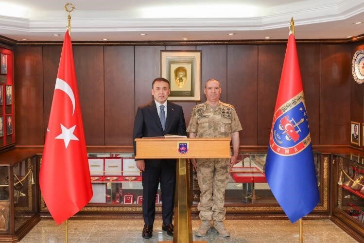 Bilecik Valisi Faik Oktay Sözer, geçtiğimiz günlerde görevine başlayan Bilecik