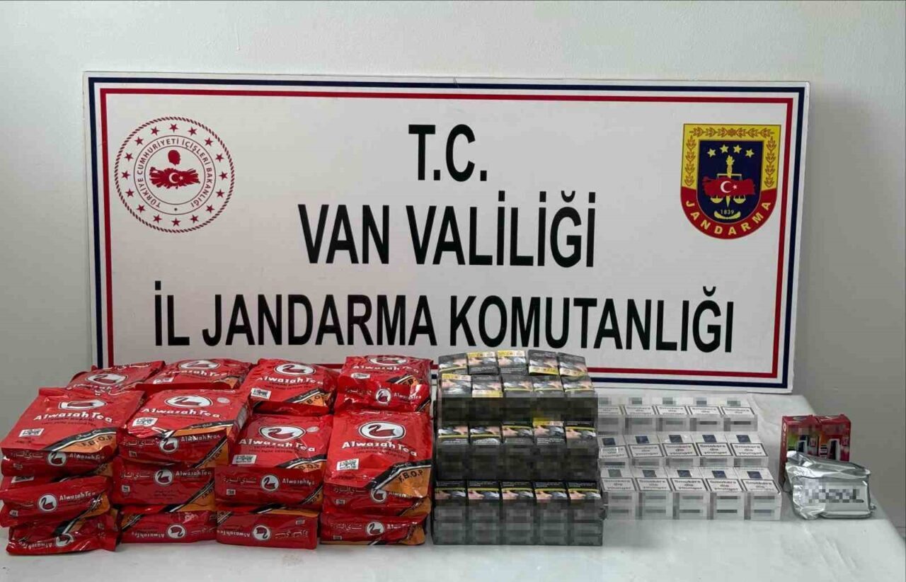 Van’da jandarma ekiplerince yürütülen çalışmalar sonucunda gümrük kaçağı malzemeler ele