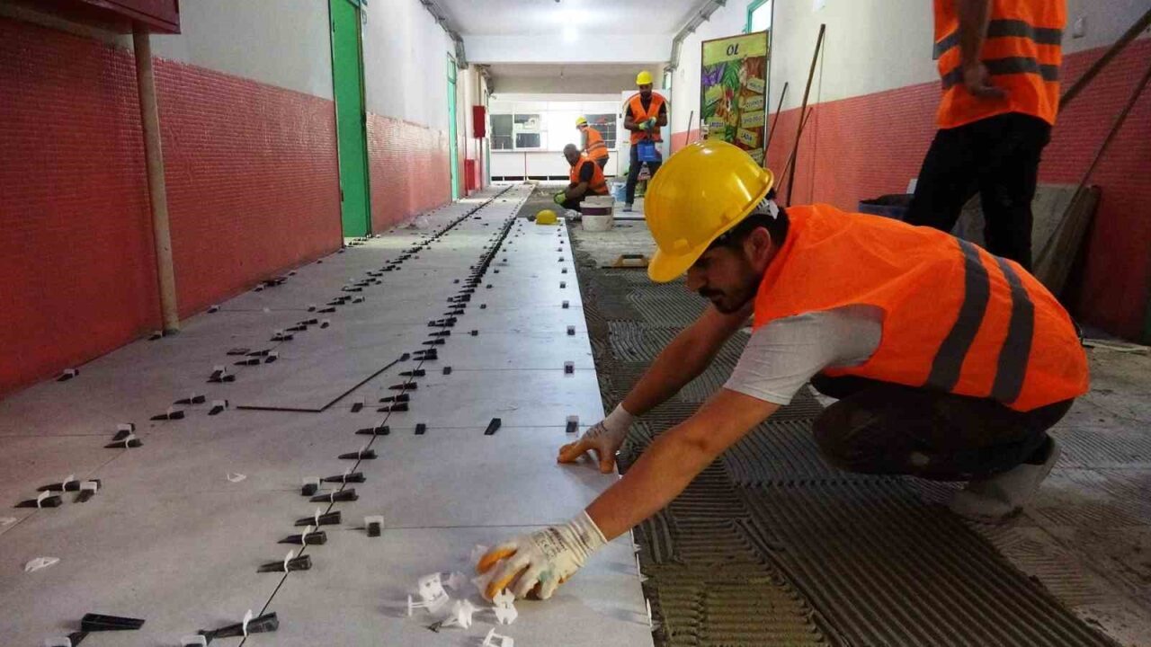 Van’da 2025-2026 eğitim öğretim yılı öncesinde okullarda bakım, onarım, boya,