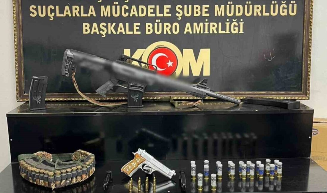 Van’ın Başkale ilçesinde düzenlenen operasyonda tefecilik yaptıkları gerekçesiyle 2 şüpheli