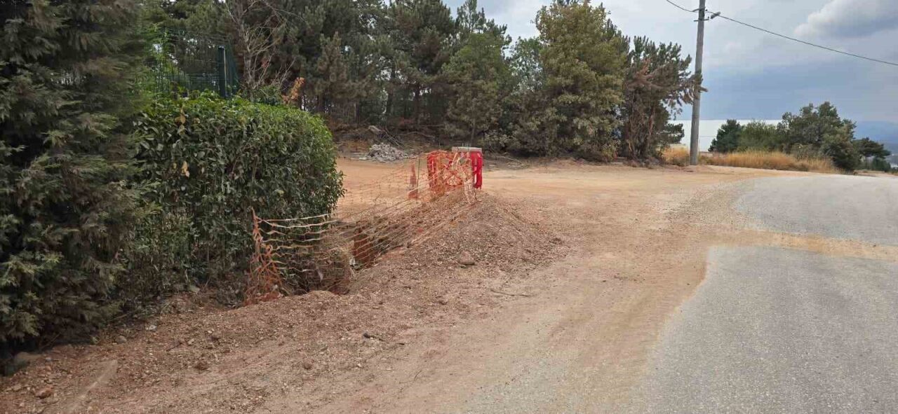 Bilecik’te özel firmaların yaptıkları altyapı çalışması sonrası vatandaş tozdan ne