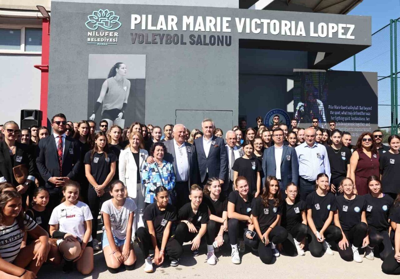 Genç yaşta hayatını kaybeden Nilüfer Belediyespor Eker Kadın Voleybol Takımı