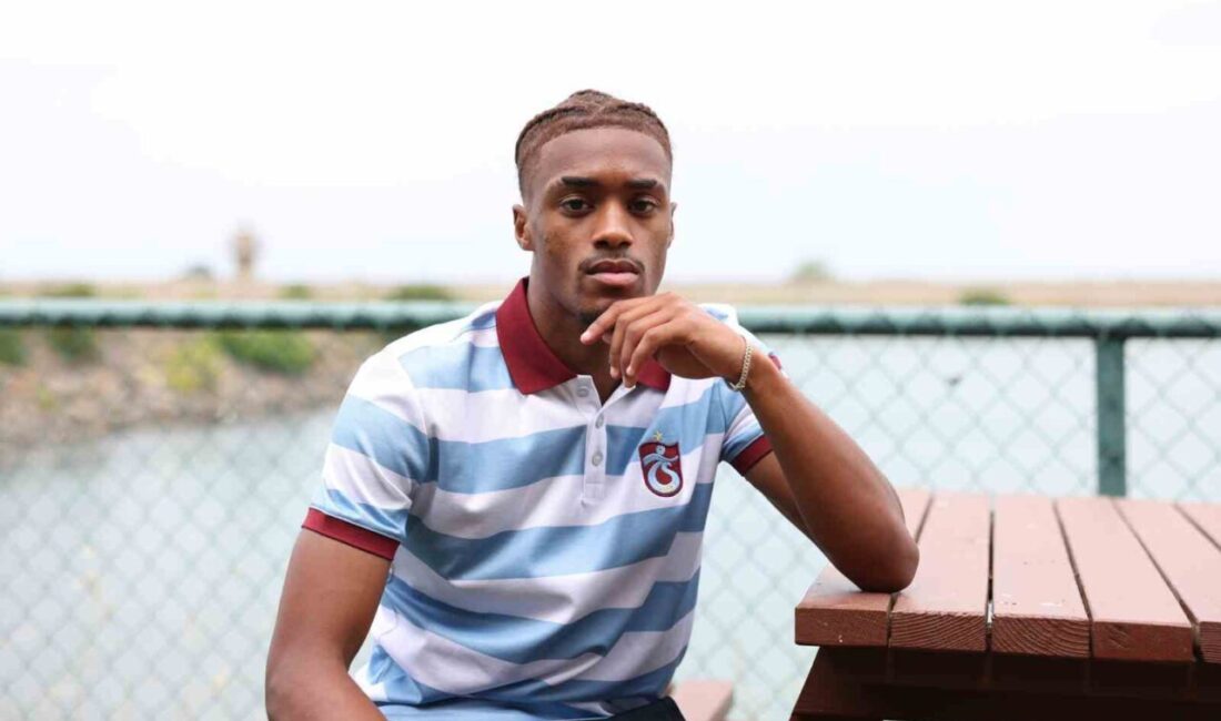 Trabzonspor’un Portekizli oyuncusu Wagner Pina, bordo-mavili taraftarların futbola olan tutkularının