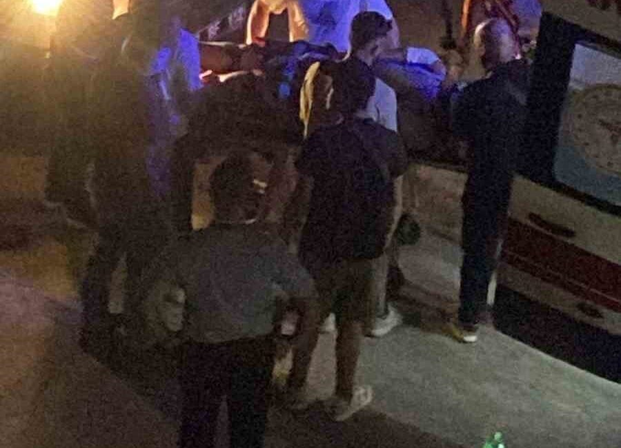 Yalova’nın Çiftlikköy ilçesinde çöp kamyonunun minibüsle çarpışması sonucu meydana gelen