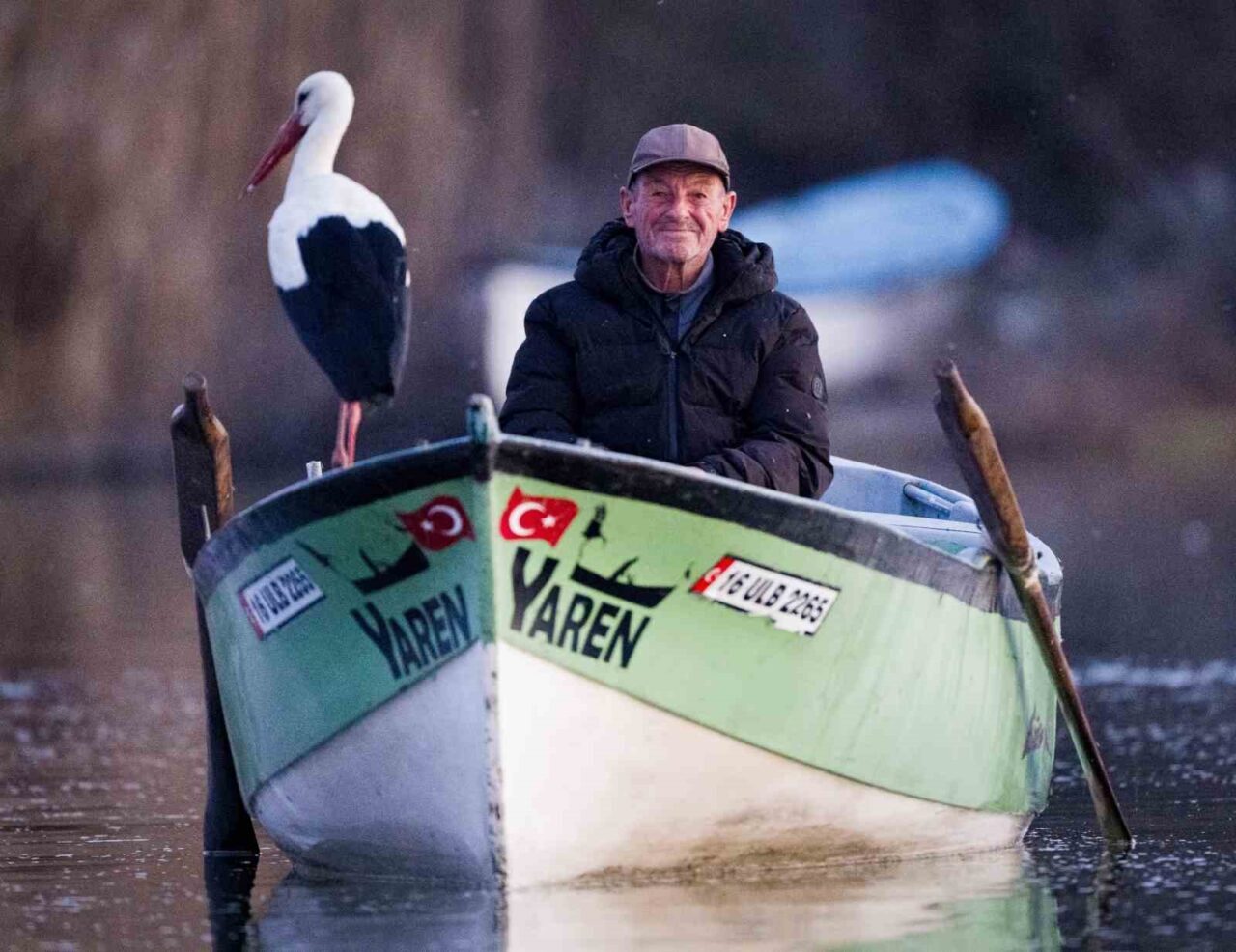 Bursa’nın Karacabey ilçesinde Balıkıçı Adem Yılmaz ile kurduğu dostlukla tanınan