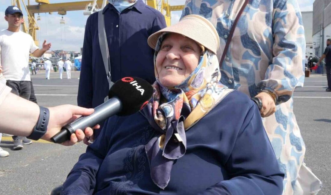 Yaşlı teyzenin TEKNOFEST Mavi Vatan aşkı engel tanımadı. 75 yaşındaki