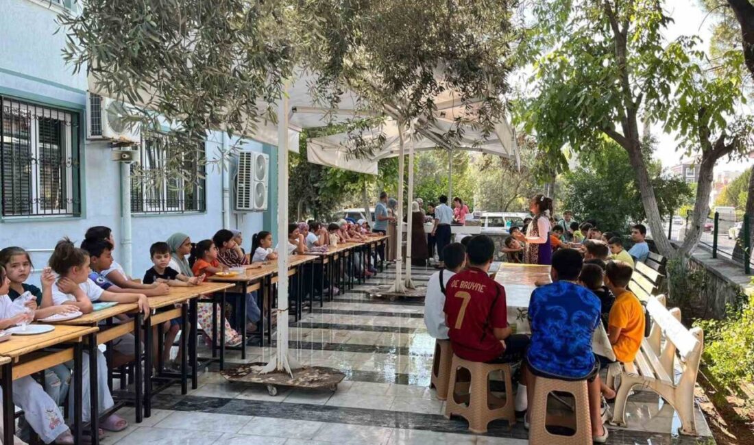 Muğla’nın Yatağan ilçesinde, Yatağan Yeni Cami’de gerçekleştirilen Kur’an Kursu kapanış