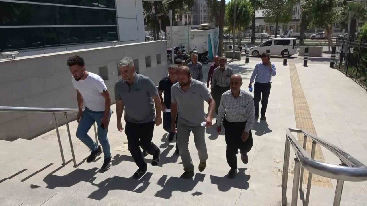 Adıyaman’ın Yaylakonak beldesinde CHP’li belediyenin usulsüz işçi alımı iddiasına, partinin