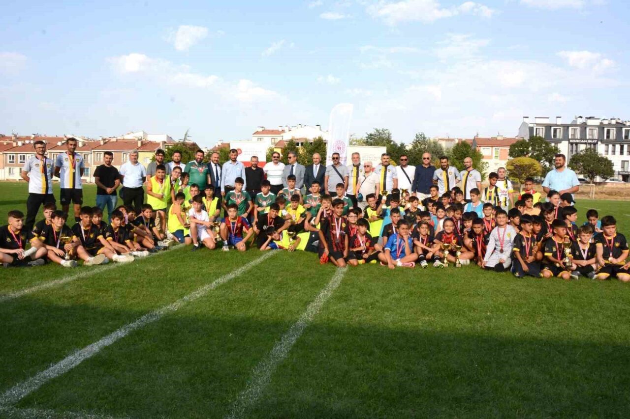 Eskişehir Yaz Kur’an Kursları Arası Zafer Kupası Futbol Turnuvası, Necdet