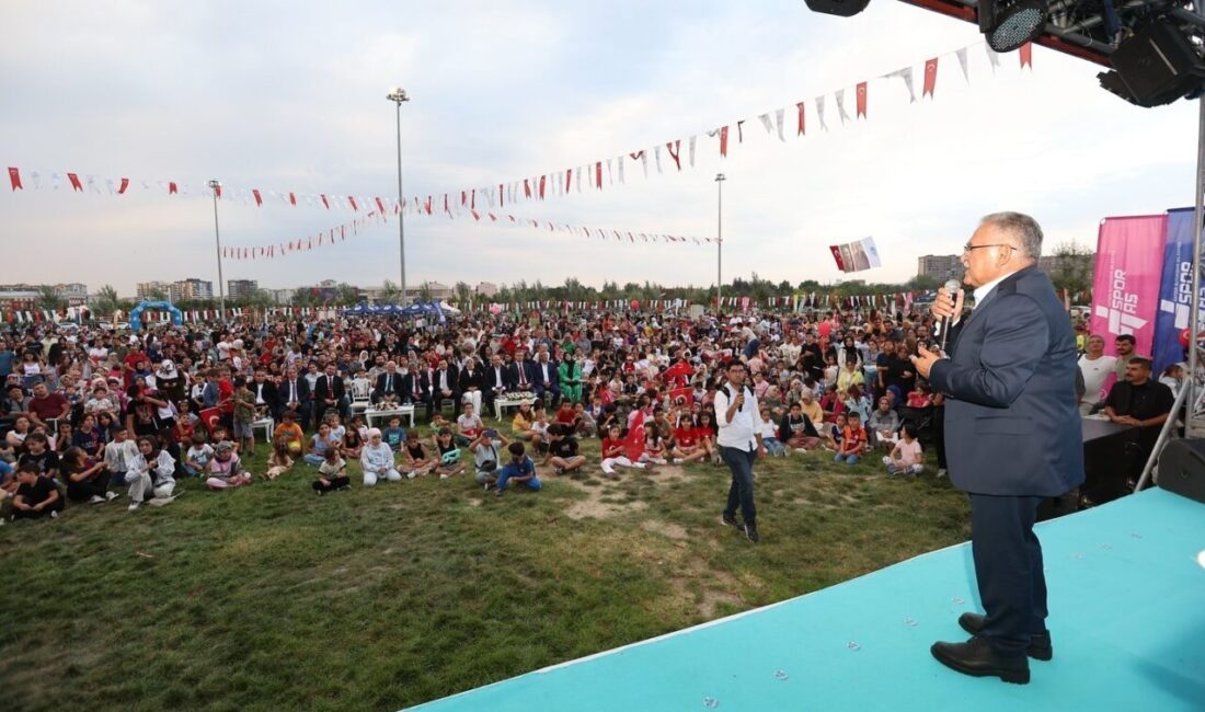 Kayseri Büyükşehir Belediye Başkanı Dr. Memduh Büyükkılıç; AK Parti Genel