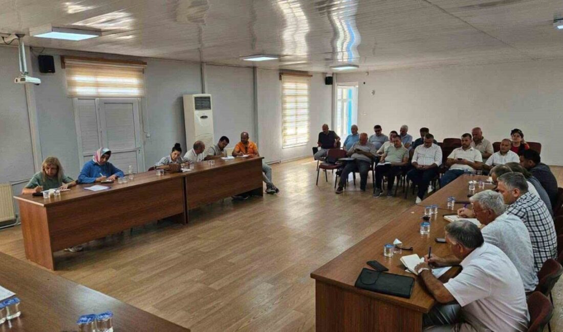 Manisa’nın Sarıgöl ilçesinde İlçe Milli Eğitim Müdürü Cezmi Yıldırak başkanlığında,