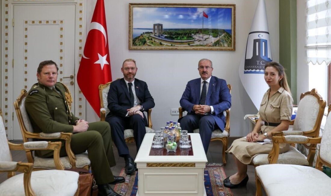 Yeni Zelanda Büyükelçisi Greg David Lewis, Çanakkale Valisi Doç. Dr.