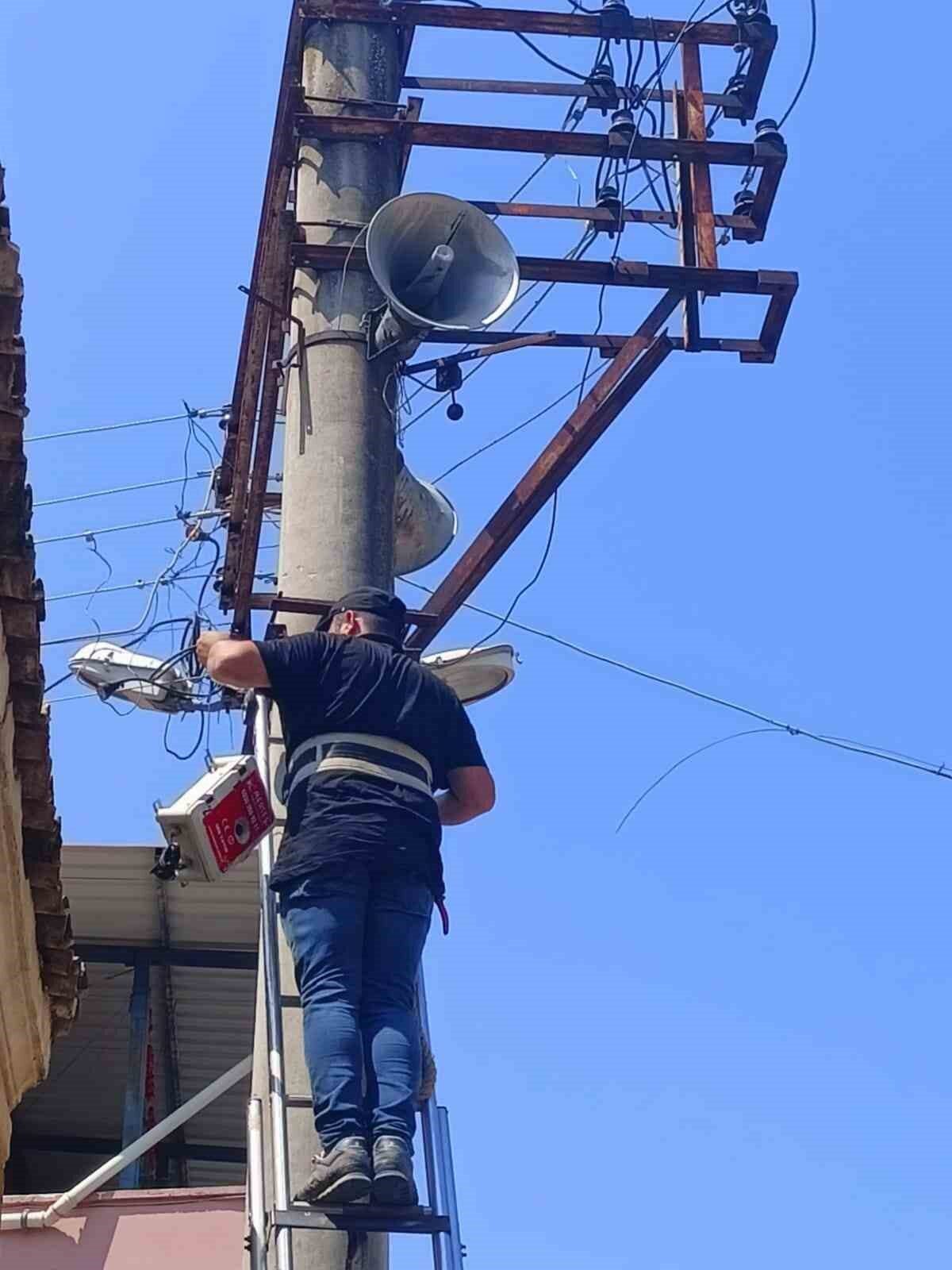 Aydın’ın Yenipazar ilçesinde vatandaşların belediye anonslarını daha net şekilde duyabilmesi