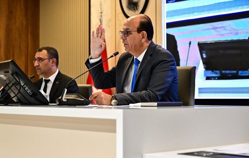 Yeşilyurt Belediye Meclisi, Yeşilyurt Belediye Başkanı Prof. Dr. İlhan Geçit