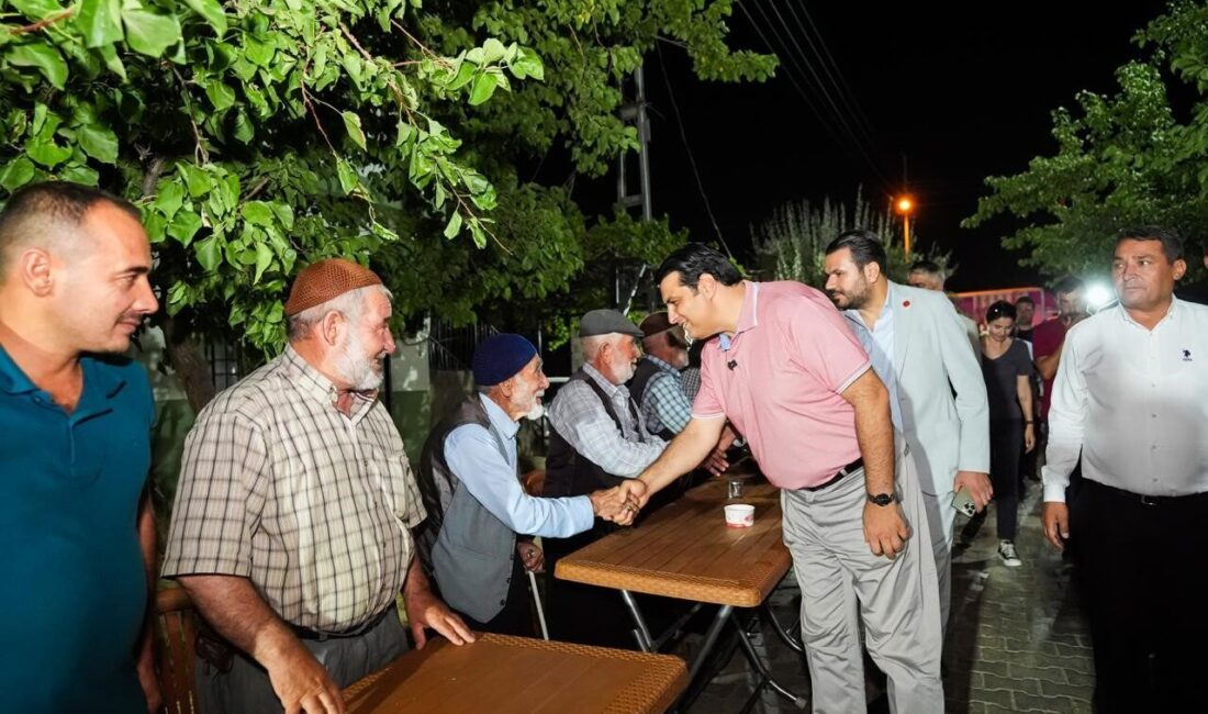 Şehitkamil Belediye Başkanı Umut Yılmaz, mahalle ziyaretleri kapsamında Göksuncuk Mahallesi