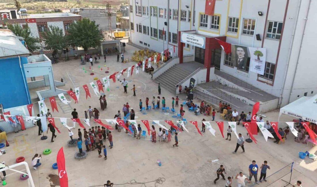 Şehitkamil Belediye Başkanı Umut Yılmaz’ın kırsal mahallelerde 30 Ağustos Zafer
