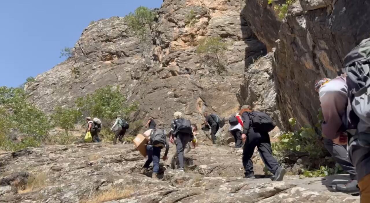 Hakkari’nin Yüksekova Ekoloji Kültürel ve Dağcılık Spor Kulübü (YEKDASDER) öncülüğünde