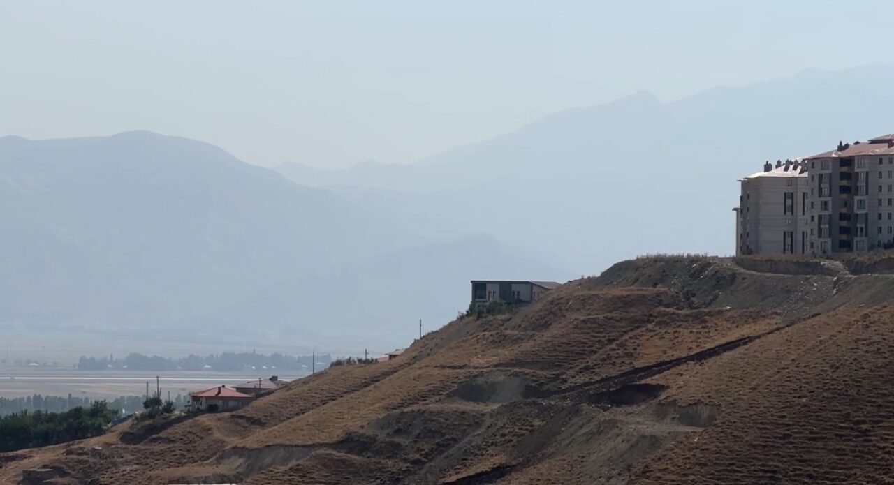 Suriye ve Irak üzerinden gelen toz bulutu, Türkiye’nin birçok bölgesinde