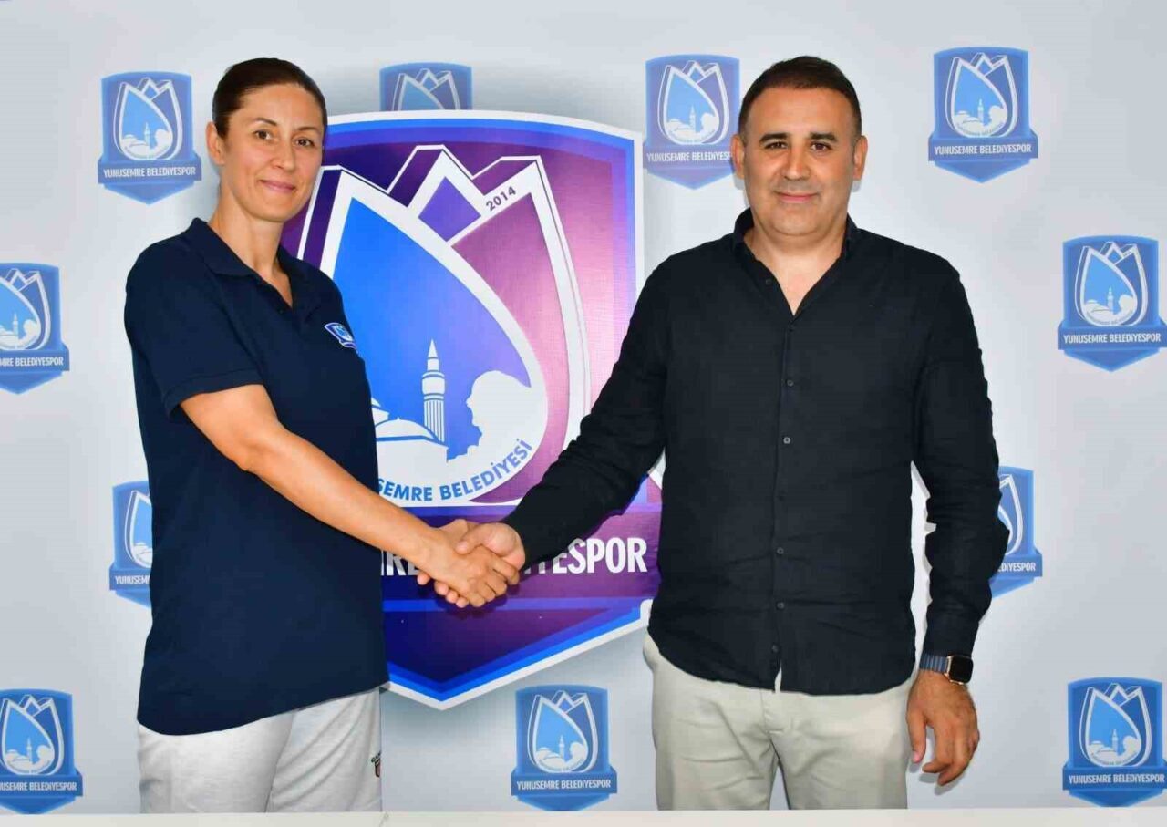 Yeni sezonda Kadınlar 2. Ligi’nde Manisa’yı temsil edecek Yunusemre Belediyespor,