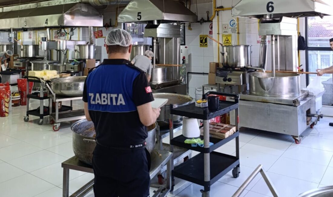 İnegöl Belediyesi Zabıta Müdürlüğü ekipleri, denetim faaliyetleri kapsamında pastane, tatlıcı