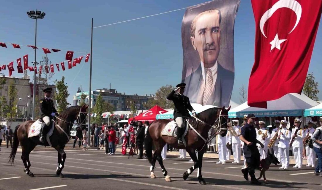 103 yıl önce kazanılan zaferin gururu, Kocaeli’de mehter sesleri, şiirler