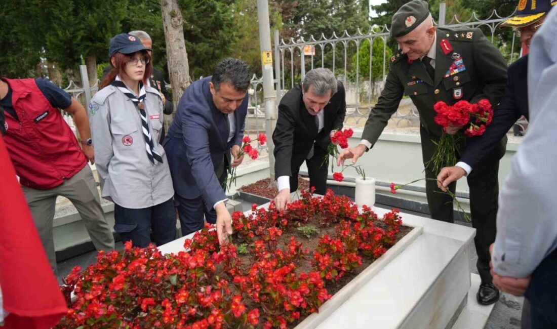 Samsun’da 30 Ağustos Zafer Bayramı’nın 103. yıldönümü dolayısıyla şehitlikler ziyaret