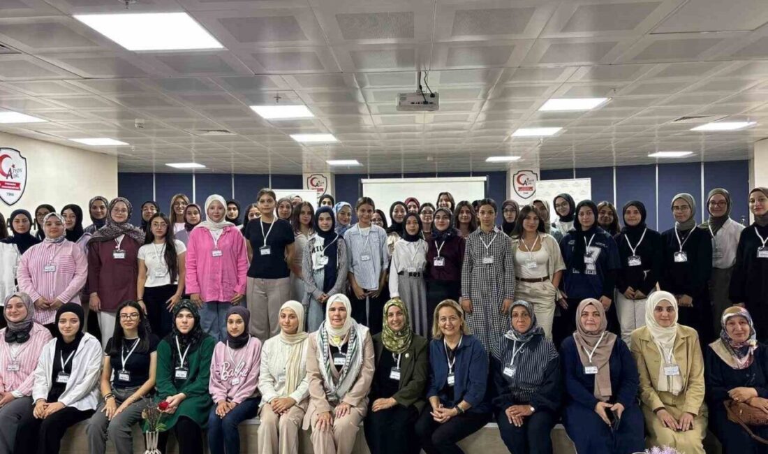 Gençlik Hizmetleri Genel Müdürlüğü’nün Uluslararası Gençlik Programları kapsamında, Afyonkarahisar Valiliği’nin