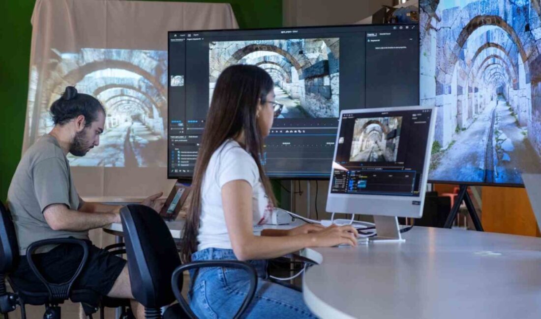 Ege Bölgesi’nin ilk vakıf üniversitesi olarak eğitim yolcuğunu 24 yıldır