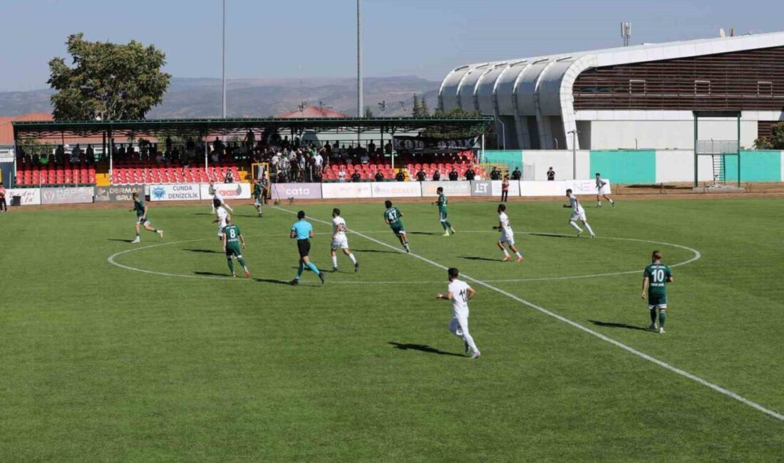 12 Bingölspor, sahasında karşılaştığı Karaköprü Belediyespor’u 4-0 mağlup ederek sezona