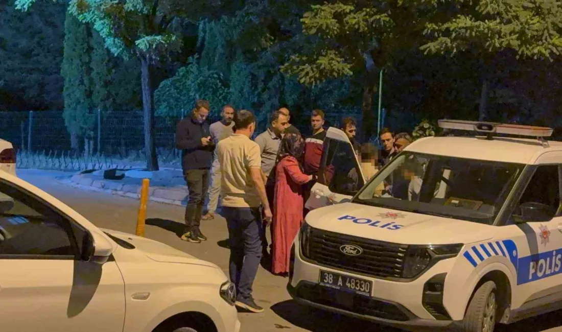 Kayseri’nin Talas ilçesinde 12 yaşındaki çocuk, üvey babasını kalbinden bıçaklayarak