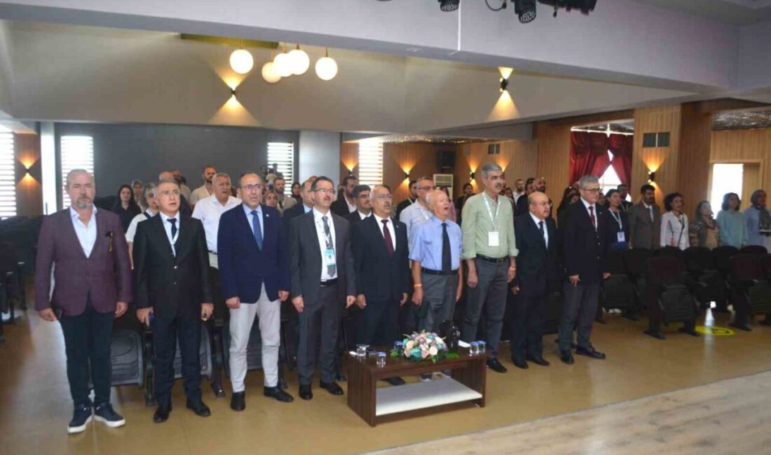 Balıkesir’in Ayvalık ilçesinde, Balıkesir Üniversitesi ev sahipliğinde 13. Ulusal &