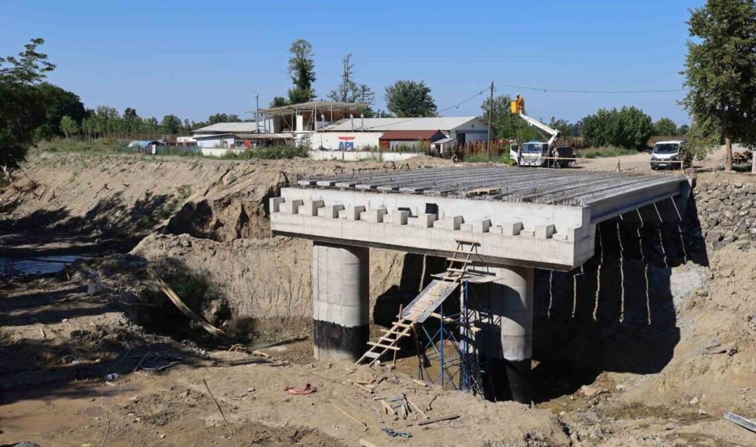 Sakarya Büyükşehir Belediyesince, Akyazı ve Hendek ilçeleri arasındaki ulaşımı sağlayan