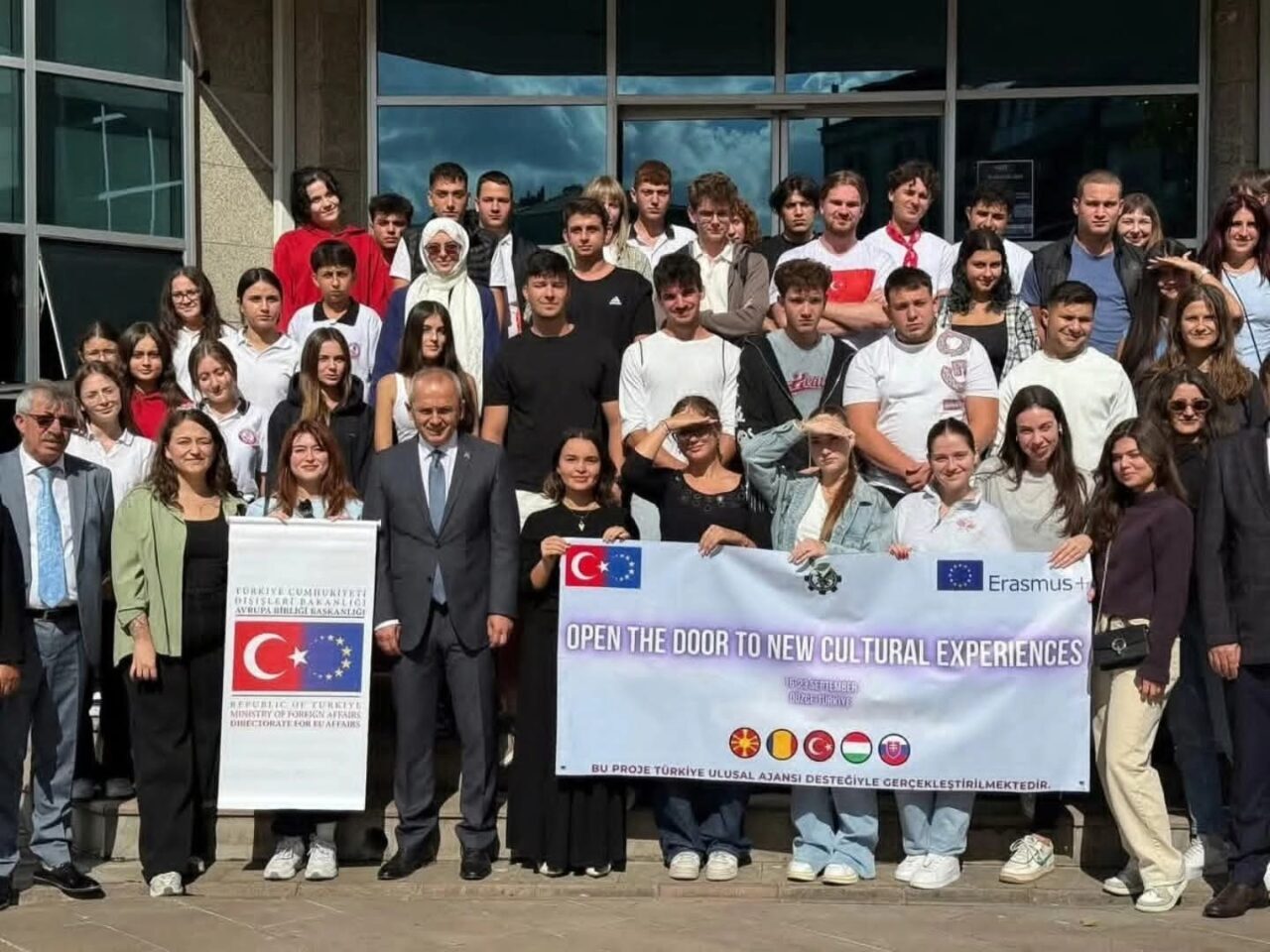 Düzce (İHA) – Akçakoca Piri Reis Ticaret Lisemizin, Avrupa Birliği