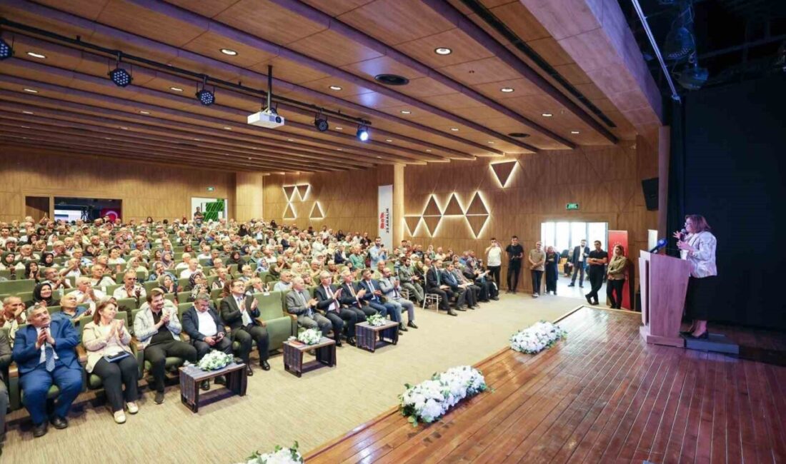 Gaziantep Büyükşehir Belediyesi’nin, 2025 Aile Yılı kapsamında başlattığı “Umre Ziyareti”