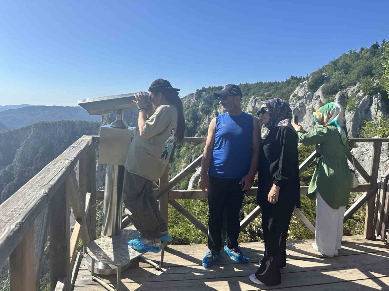 Kastamonu’nun Azdavay ilçesindeki Çatak Kanyonu’na inşa edilen 450 metre yüksekliğindeki