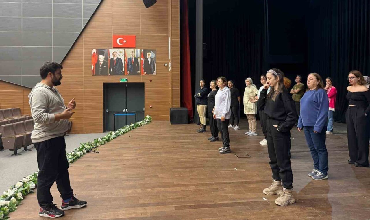 Başiskele Belediyesi, Türkiye’nin kültürel zenginliğini ve halk oyunlarını yaşatmak amacıyla