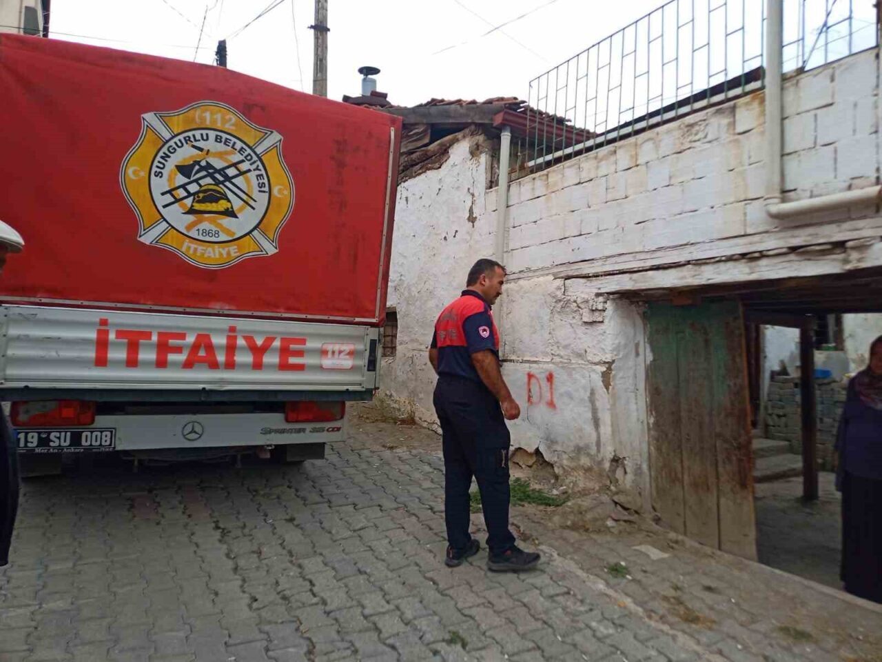 Çorum’un Sungurlu ilçesinde, kendisinden 3 gündür haber alınamayan 92 yaşındaki